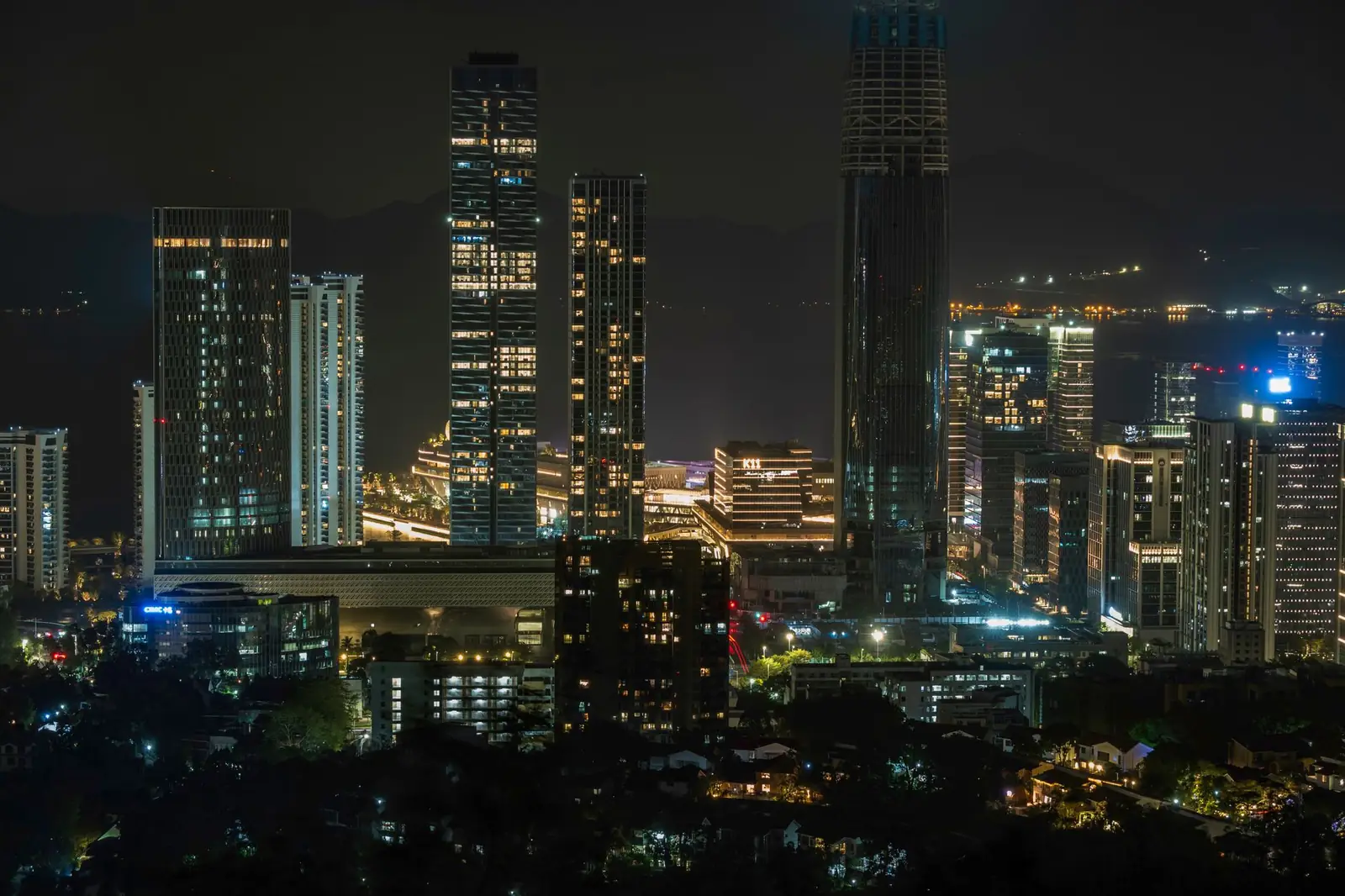 City view near Rylorostayreview